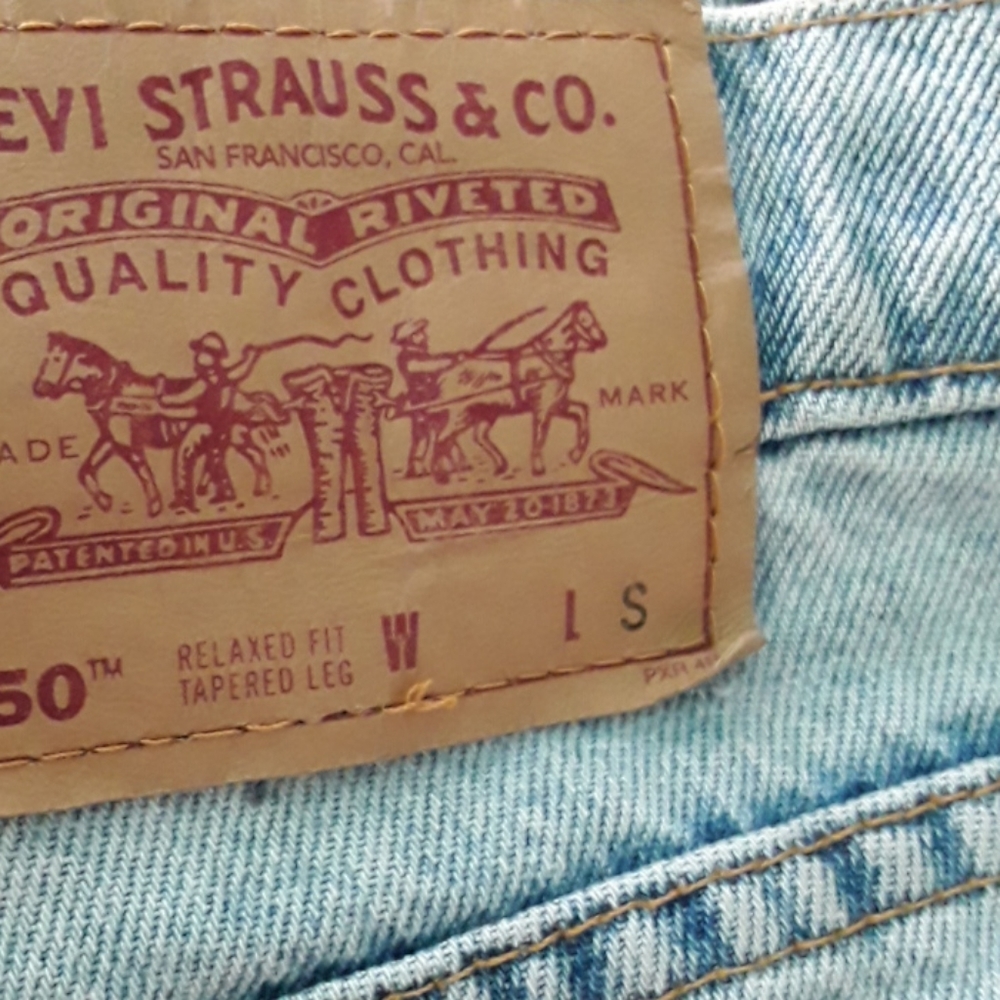 ⚠️ DISTRESSED NATURALLY 👖VINTAGE LEVI’S 550’s Hi-Rise Lt Wash Taper…